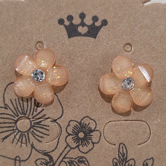 NOS Glitter Peach Faceted Petal Center Rhinestone Flower Stud Pierced Earrings - Picture 8 of 11